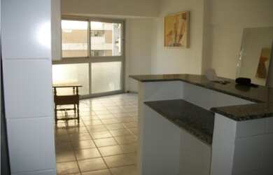 Imagem: O apartamento possui 1 Dormitório, 1 Banheiro e 50m² de Área