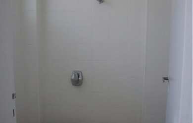 Imagem 9: Apto p/ Locação, com 3 dormitorios todos com armarios embutidos, 2 banheiros completos