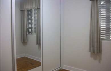 Imagem 14: Apto p/ Locação, com 3 dormitorios todos com armarios embutidos, 2 banheiros completos