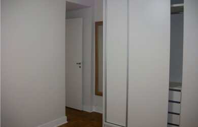 Imagem 16: Apto p/ Locação, com 3 dormitorios todos com armarios embutidos, 2 banheiros completos