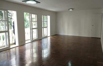 Imagem: O apartamento possui 4 Dormitórios, 1 Suíte, 4 Banheiros