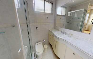 Imagem 2: Apto a Venda - 3 dorm sendo 1 suite, sala ampla, 130m² - 01 vaga - Otima localização 1 qua