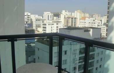 Imagem: O studio possui 2 Dormitórios, 1 Suíte, 2 Banheiros, 1 Vaga