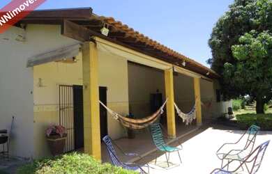 Imagem: A chácara possui 3 Dormitórios, 1 Suíte, 1 Banheiro, 5.500m²