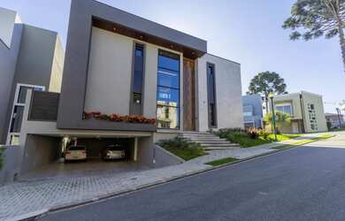 Imagem 2: VENDIDO, 4 dormitórios na Rua Alexandre Von Humboldt