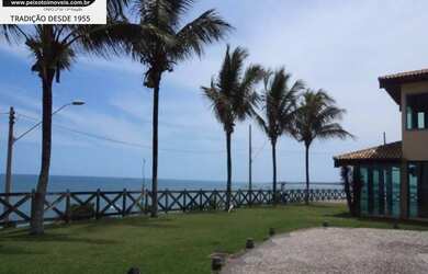 Imagem: A casa possui 3 Dormitórios, 3 Suítes, 4 Banheiros, 1800-0m²