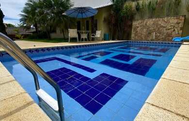 Imagem: A casa possui 9 Dormitórios, 9 Suítes, 12 Banheiros, 5 Vagas