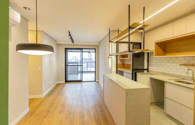 Imagem: O apartamento possui 2 Dormitórios, 1 Suíte, 3 Banheiros