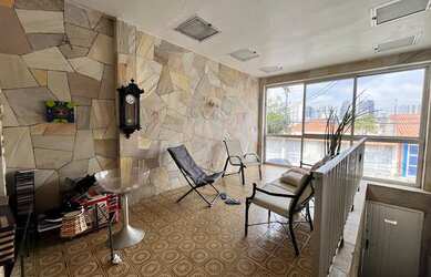 Imagem: A casa possui 3 Dormitórios, 1 Suíte, 4 Banheiros, 4 Vagas