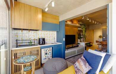 Imagem: O apartamento possui 2 Dormitórios, 1 Suíte, 2 Banheiros