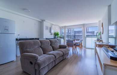 Imagem: O apartamento possui 3 Dormitórios, 1 Suíte, 2 Banheiros