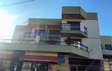 Imagem: O apartamento possui 2 Dormitórios, 1 Suíte, 2 Vagas na garagem