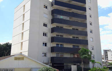 Imagem: O apartamento possui 2 Dormitórios, 1 Suíte, 2 Banheiros