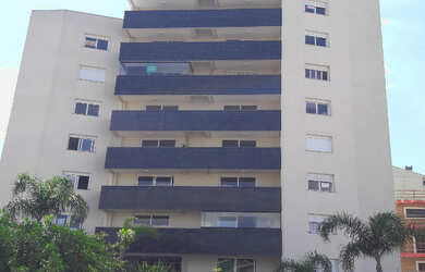 Imagem: O apartamento possui 3 Dormitórios, 1 Suíte, 2 Banheiros