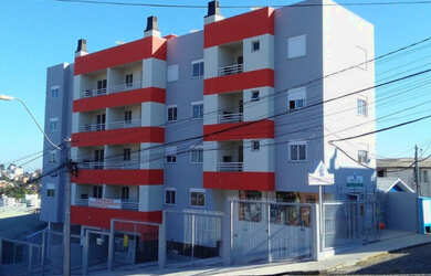 Imagem: O apartamento possui 2 Dormitórios, 1 Banheiro, 2 Vagas na