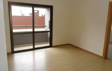 Imagem: O apartamento possui 2 Dormitórios, 1 Suíte, 2 Banheiros