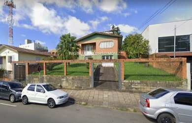 Imagem: O terreno à venda possui 1200m² de Área e está localizado