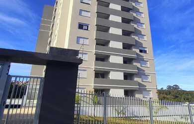 Imagem: O apartamento possui 2 Dormitórios, 1 Banheiro, 2 Vagas na