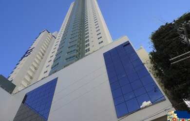 Imagem: O apartamento possui 3 Dormitórios, 3 Suítes, 4 Banheiros