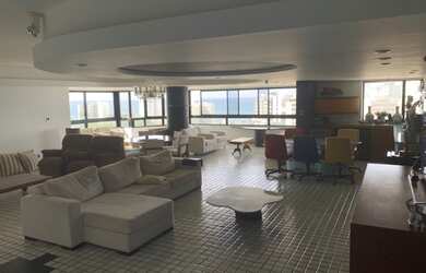 Imagem: O apartamento possui 4 Dormitórios, 2 Suítes, 2 Banheiros