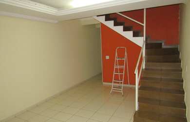 Imagem 1: CASA RESIDENCIAL em CARAPICUÍBA - SP, VILA SUL AMERICANA