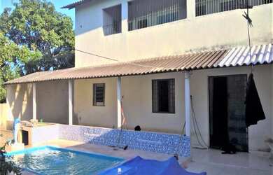 Imagem: A casa possui 4 Dormitórios, 1 Suíte, 2 Banheiros, 1 Vaga