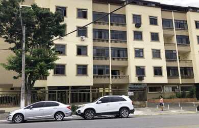 Imagem: O apartamento e possui 1 Dormitório, Suítes, 3 Banheiros