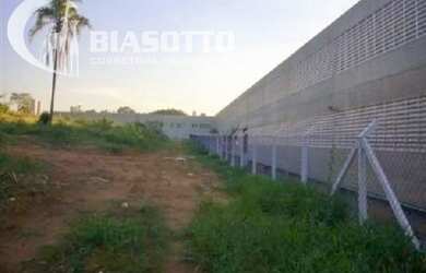 Imagem: O terreno possui 11.500m² de Área Privada e está localizado