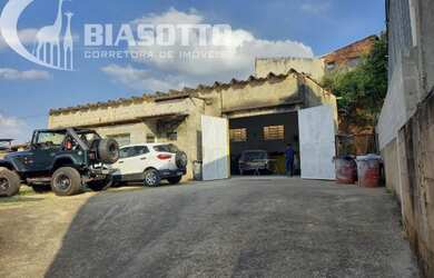 Imagem: O depósito possui 3 Dormitórios, 1 Suíte, 3 Banheiros, 10