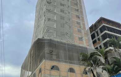 Imagem: O apartamento possui 3 Dormitórios, 3 Suítes, 2 Vagas na garagem