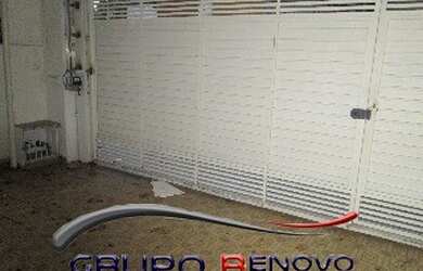 Imagem: A casa possui 3 Dormitórios, 1 Suíte, 3 Banheiros, 2 Vagas