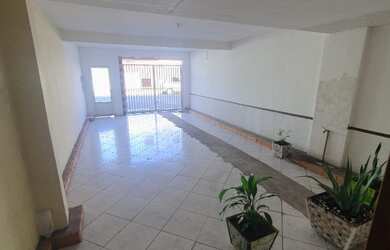 Imagem: A casa possui 3 Dormitórios, 3 Suítes, 270m² de Área, Imóvel