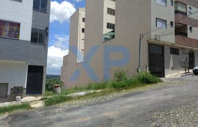 Imagem: O terreno possui 489m² de Área Privada e está localizado