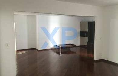 Imagem: O apartamento possui 4 Dormitórios, 2 Suítes, 2 Banheiros