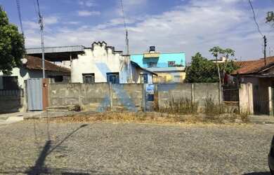 Imagem: O terreno possui 274m² de Área Privada e está localizado