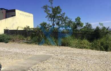 Imagem: O terreno possui 300m² de Área Privada e está localizado