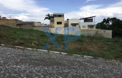 Imagem: O terreno possui 360m² de Área Privada e está localizado