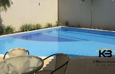 Imagem: A casa em condomínio possui 3 Dormitórios, 1 Suíte, 3 Banheiros