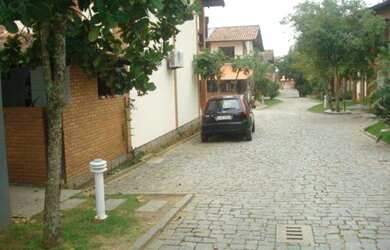 Imagem 16: Sobrado na Praia do Estaleiro Locação Temporada - Condominio Fechado...