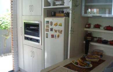 Imagem 12: Sobrado na Praia do Estaleiro Locação Temporada - Condominio Fechado...