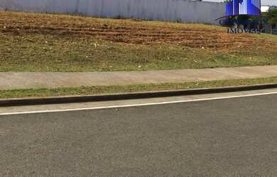 Imagem: O terreno possui 570m² de Área Privada e está localizado