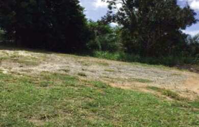 Imagem: O terreno possui 1 Dormitório, 1 Banheiro, 1.070m² de Área