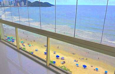 Imagem 4: Grande apartamento FRENTE MAR na Av. Atlantica de Balneário Camboriu