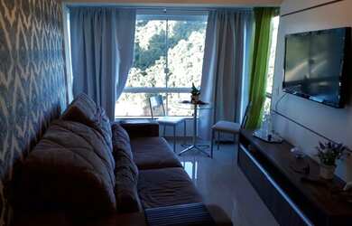 Imagem: O apartamento possui 1 Dormitório, 1 Banheiro, 1 Vaga na garagem