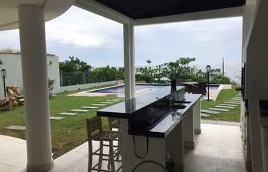 Imagem 5: LINDÍSSIMA CASA FRENTE MAR NA PRAIA DO ESTALEIRINHO EM BALNEÁRIO CAMBORIÚ