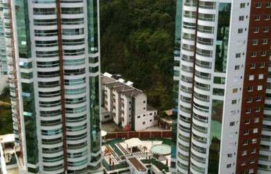 Imagem: O apartamento possui 3 Dormitórios, 3 Suítes, 2 Vagas na garagem