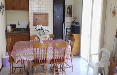 Imagem: O apartamento possui 2 Dormitórios, 1 Suíte, 3 Banheiros