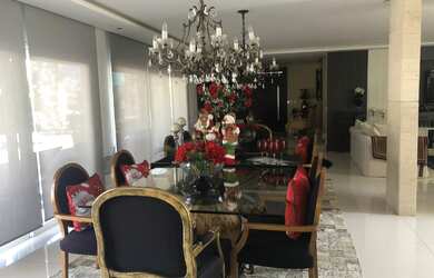 Imagem 9: MARAVILHOSA CASA AMPLA COM PISCINA E CHURRASQUEIRA