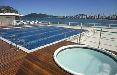 Imagem: O apartamento possui 1 Dormitório, 1 Banheiro, 1 Vaga na garagem