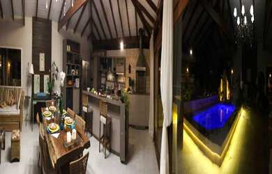 Imagem 4: CASA FRENTE MAR PARA VERÃO EM BALNEARIO CAMBORIÚ COM PISCINA